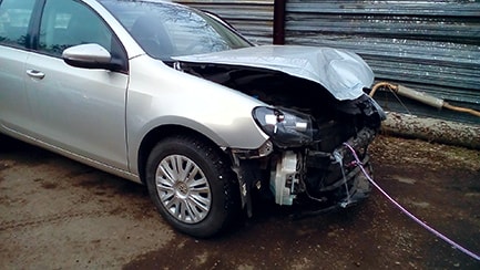 Кузовной ремонт повреждённой передней части автомобиля